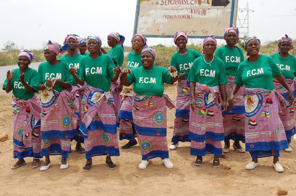 Relais communautaires de la Fondation Calixte Munana lors d’une campagne de santé